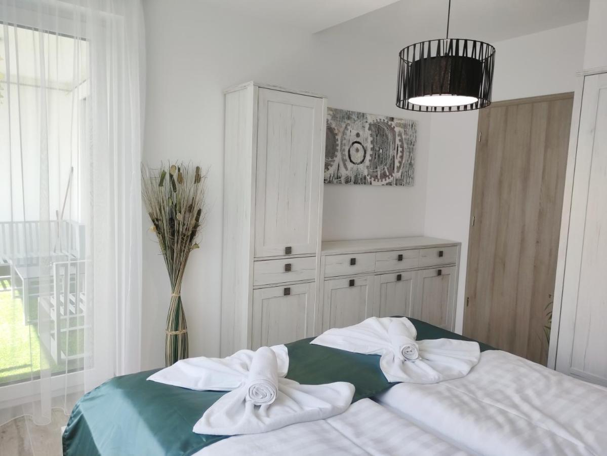 Royal Relax Apartman Keszthely Extérieur photo