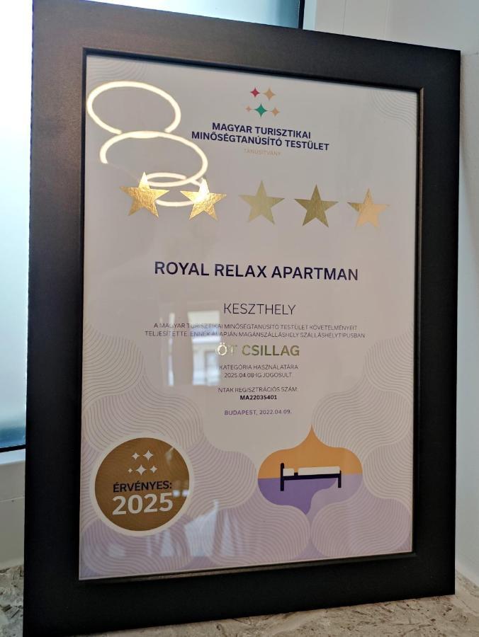 Royal Relax Apartman Keszthely Extérieur photo