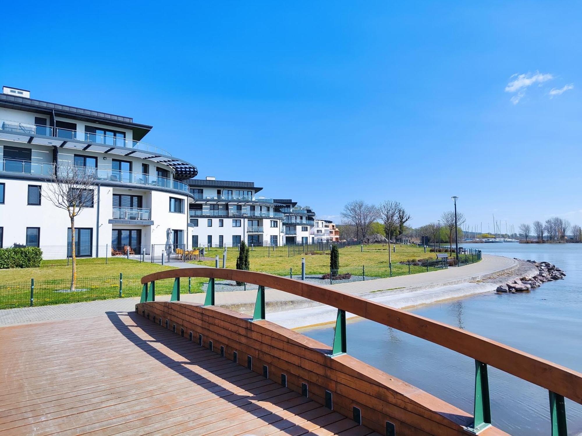 Royal Relax Apartman Keszthely Extérieur photo